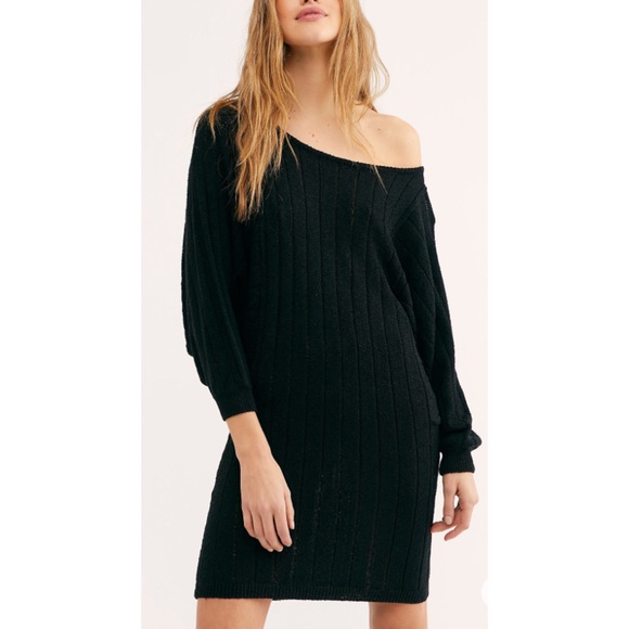Free People Dresses & Skirts - NWT Free People Mauna Kea Sweater Mini Black Dress